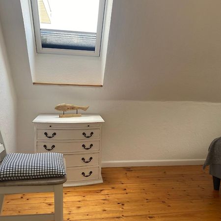 Ferienwohnung „Die Koje“ Hohwacht/Ostsee エクステリア 写真