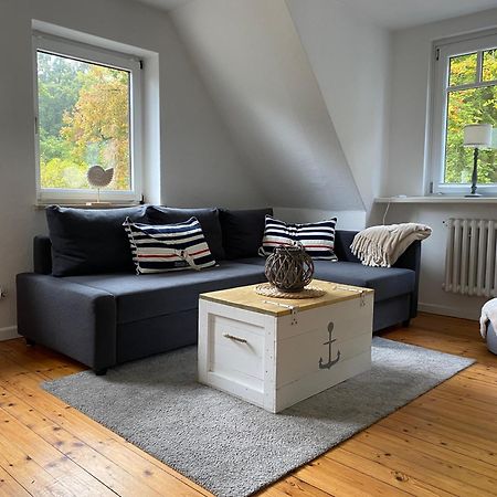 Ferienwohnung „Die Koje“ Hohwacht/Ostsee エクステリア 写真