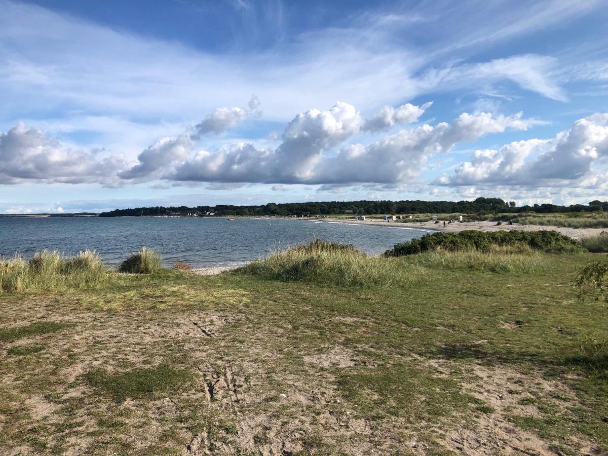 Ferienwohnung „Die Koje“ Hohwacht/Ostsee エクステリア 写真